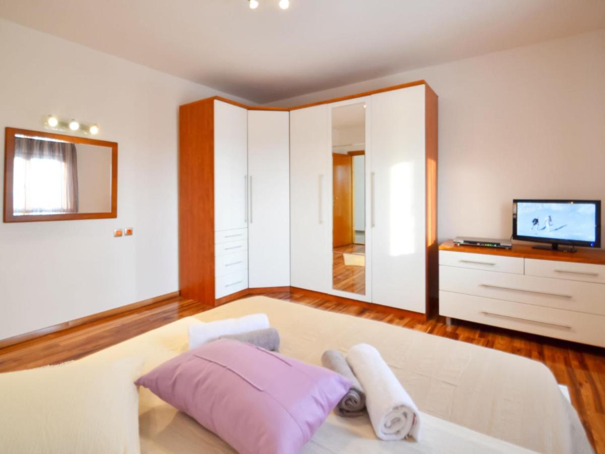 Holiday Home Frane By Interhome Lisane Tinjske Eksteriør bilde