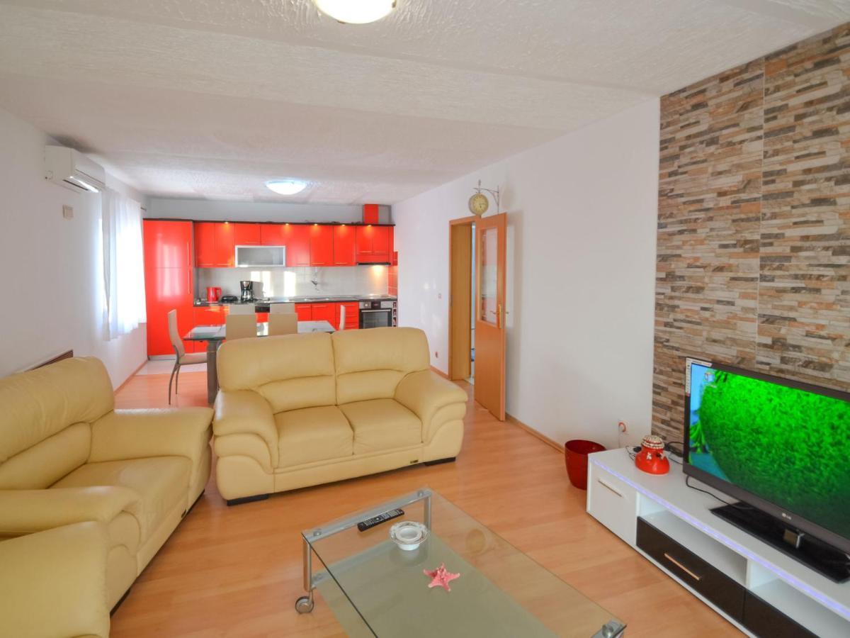Holiday Home Frane By Interhome Lisane Tinjske Eksteriør bilde